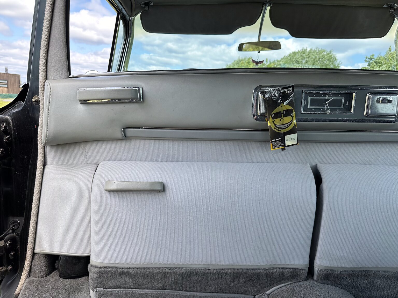Innenraumfoto von 1964 Cadillac Fleetwood Seventy-Five Limousine (31)