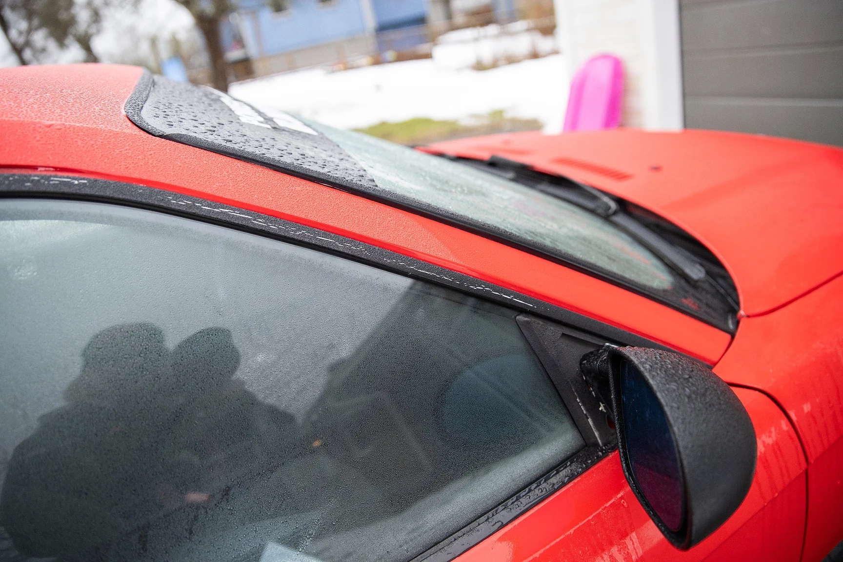 Exterior image of 1992 BMW 325i Turbo (63)