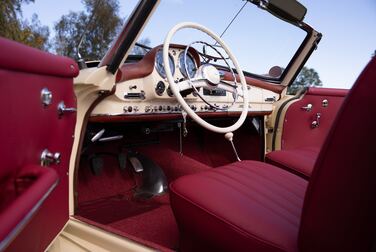 Interior image of 1958 Mercedes-Benz 190SL