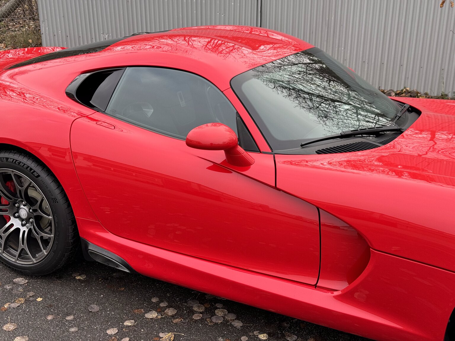 Exteriörbild på 2014 Dodge Viper GTS (74)