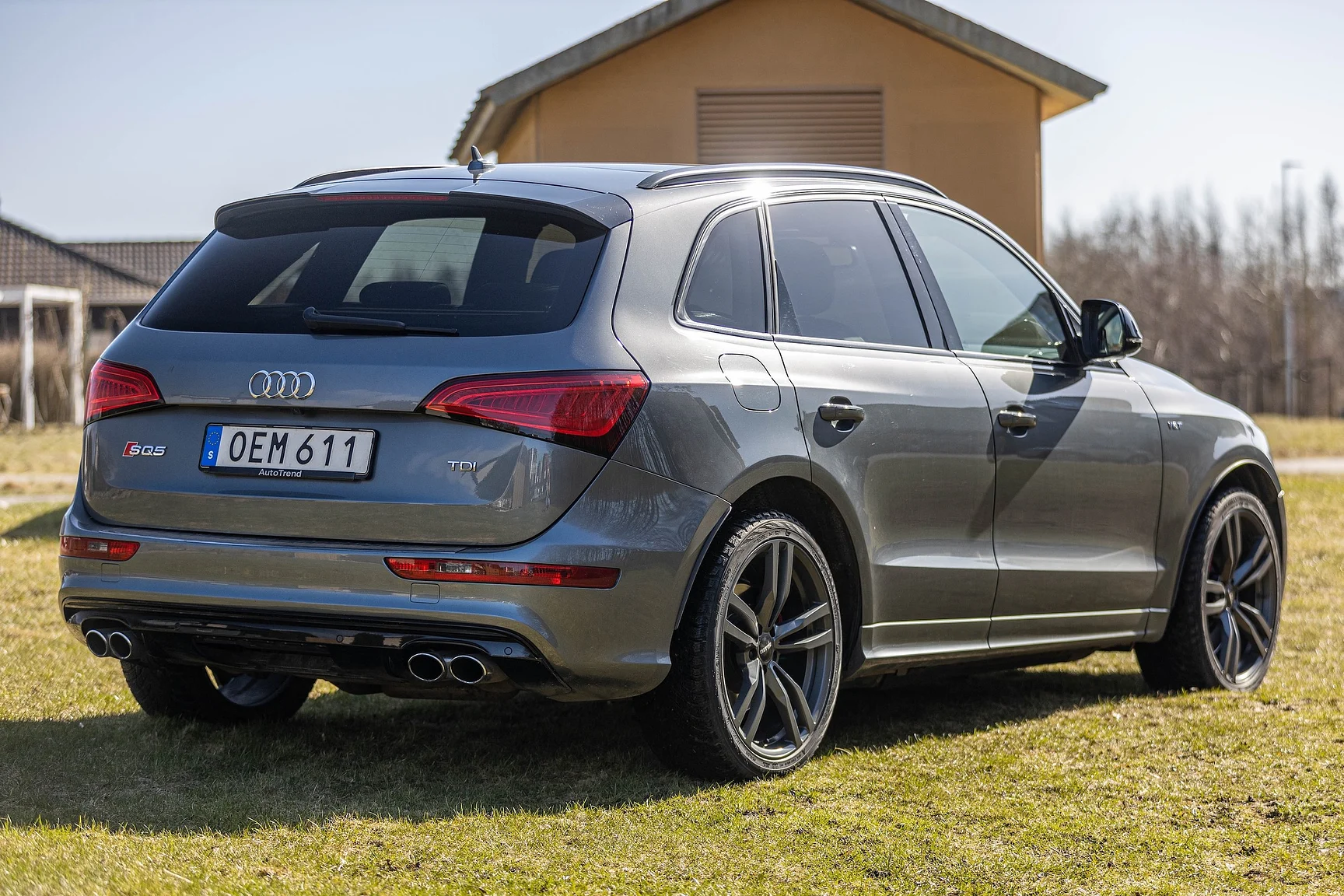 Exteriörbild på 2017 Audi SQ 5 Plus TDI (8)