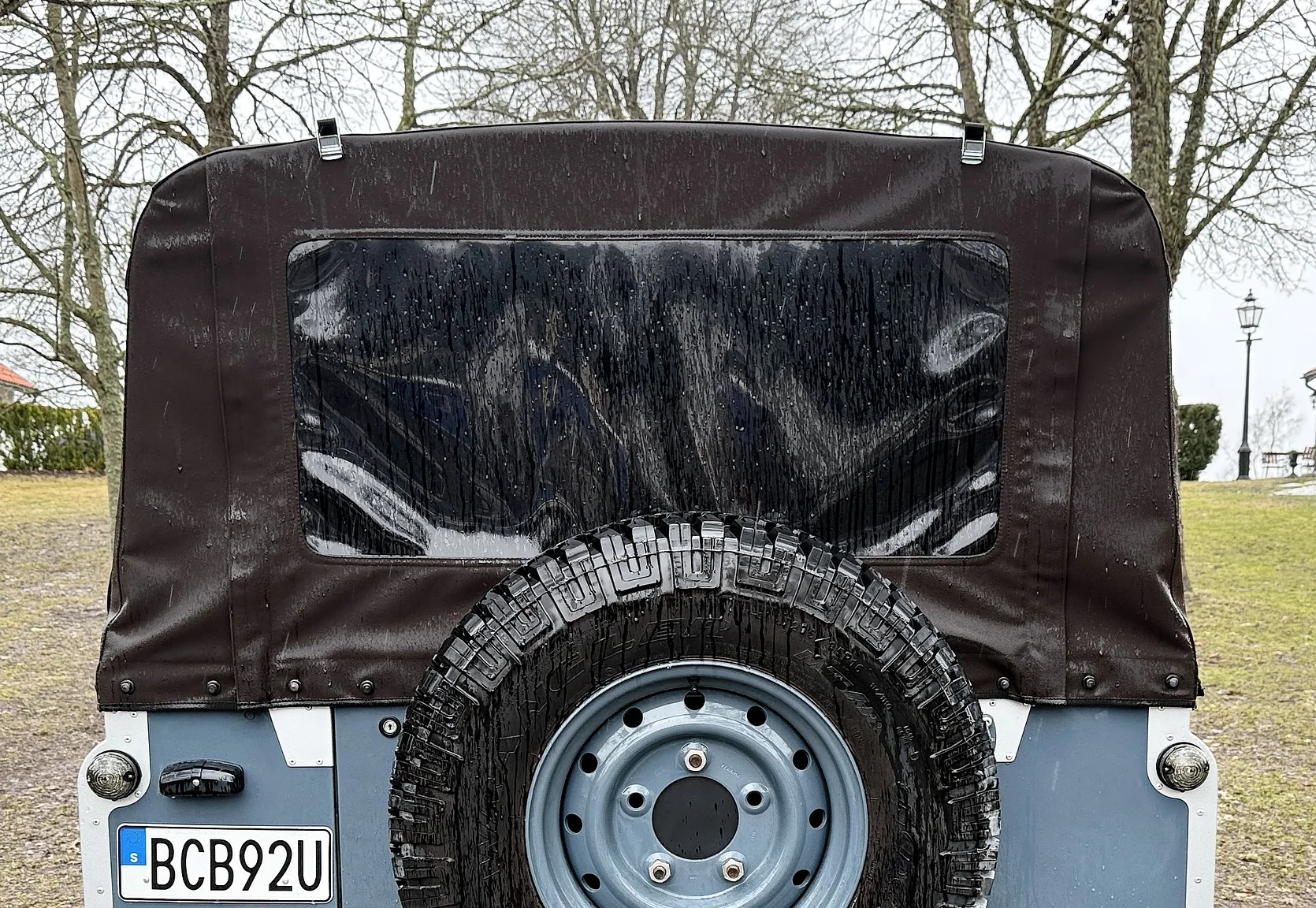 Aussenfoto 2000 Land Rover Defender 110 C (60)