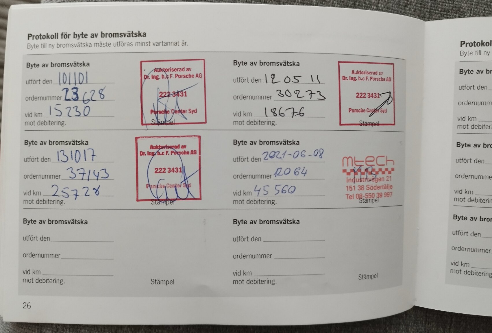 Documentation for 2008 Porsche 911 Turbo Cabriolet (8)