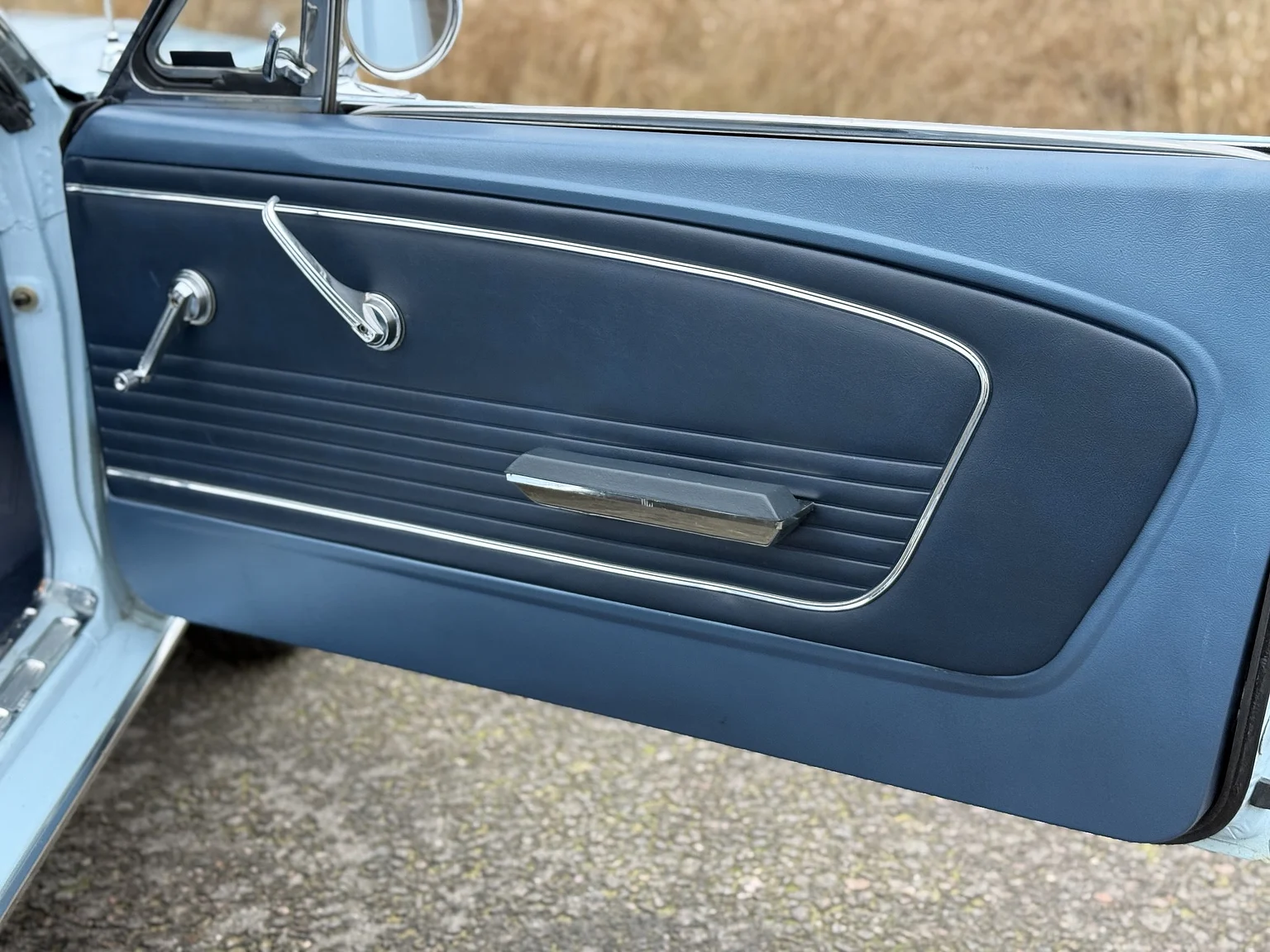 Interiörbild 1966 Ford Mustang Convertible 289 V8 (31)