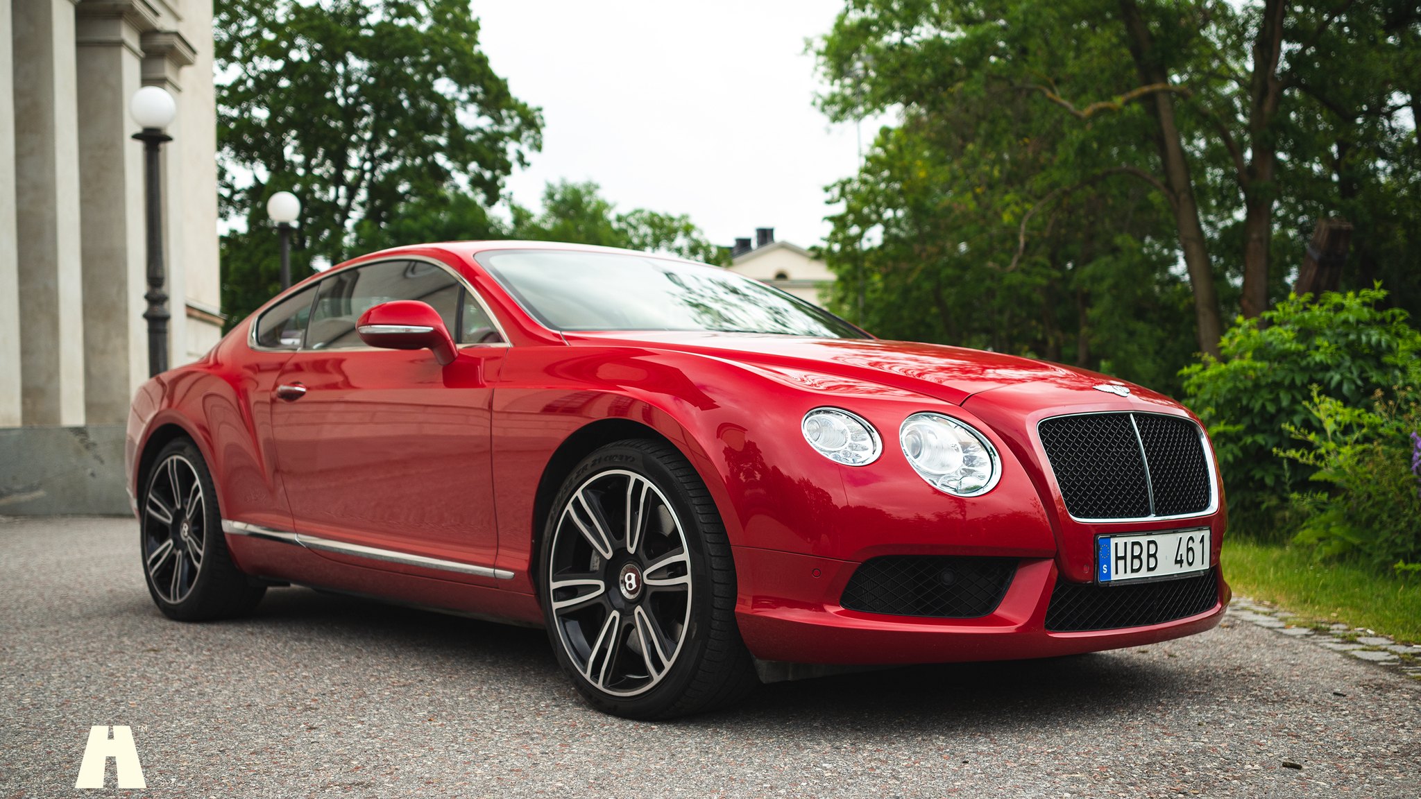 Exterior image of 2013 Bentley Continental GT V8 (8)