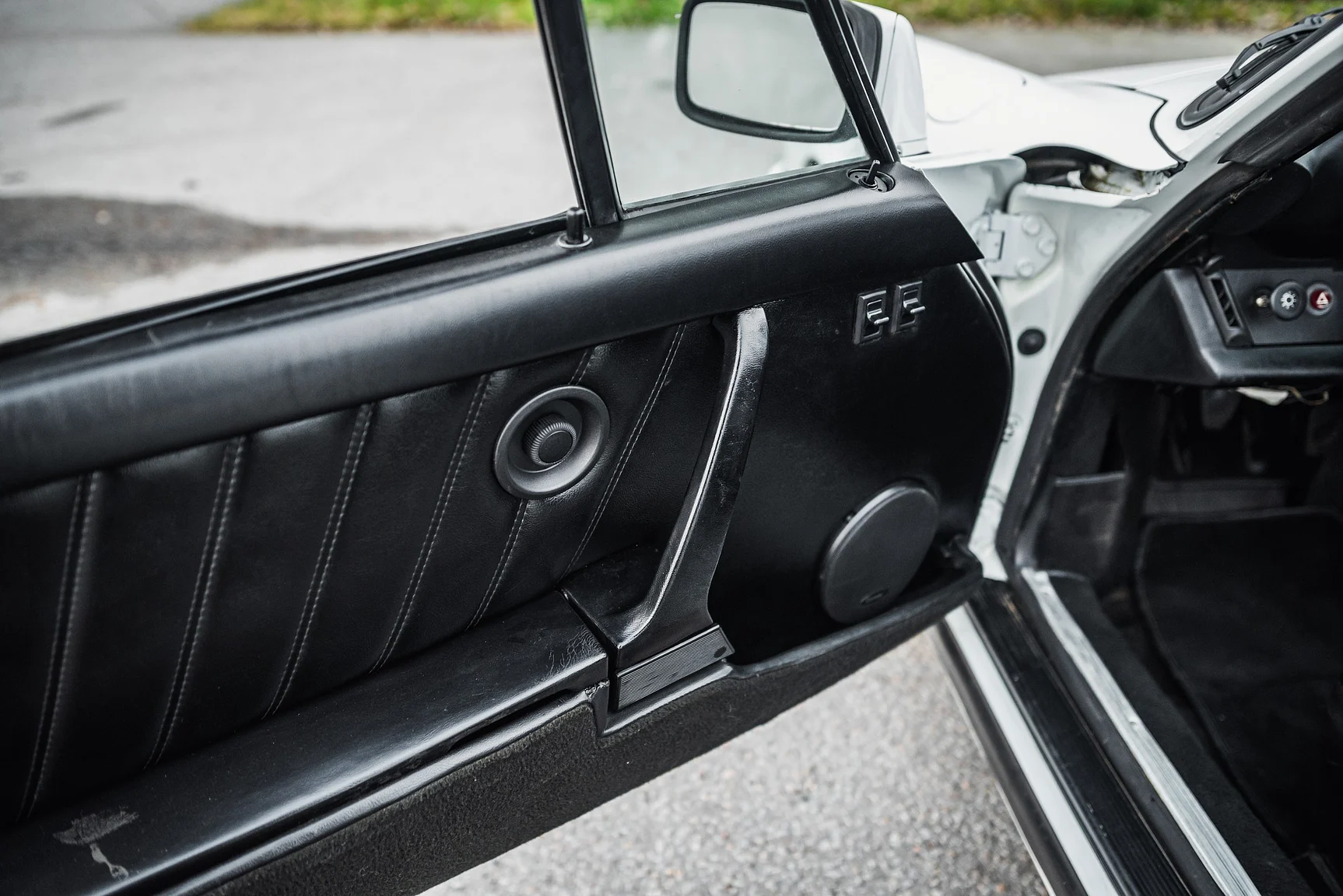 Innenraumfoto von 1983 Porsche 911 SC (11)