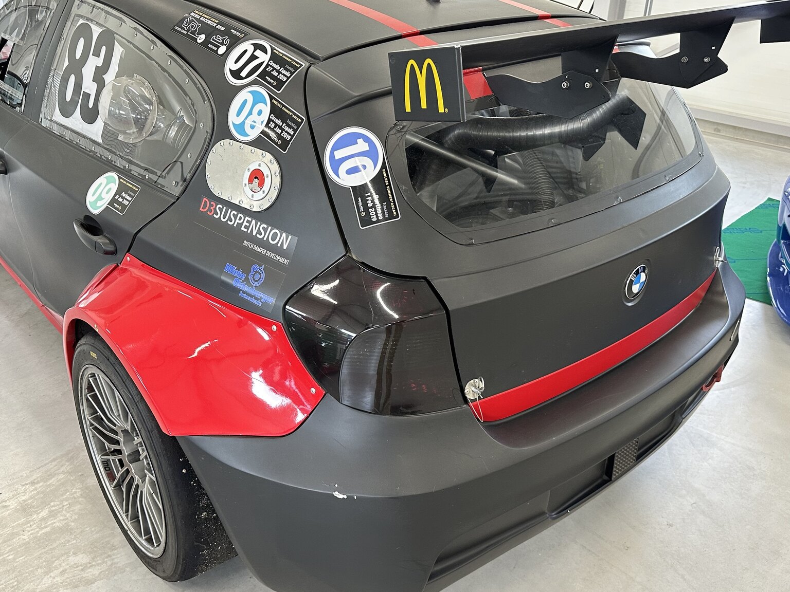 Exteriörbild på 2012 BMW M140 Race Car