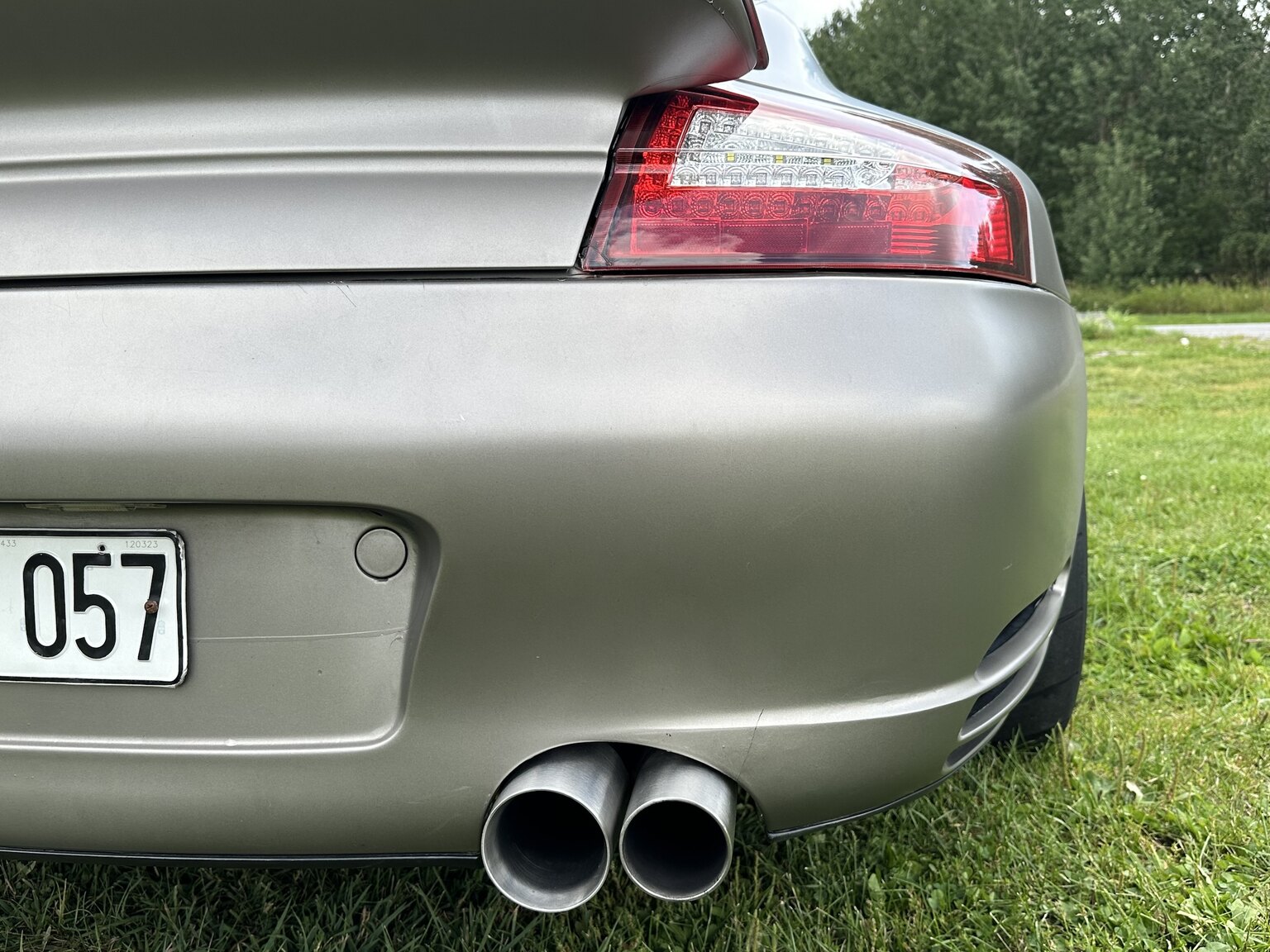 Exterior image of 2002 Porsche 996 Turbo