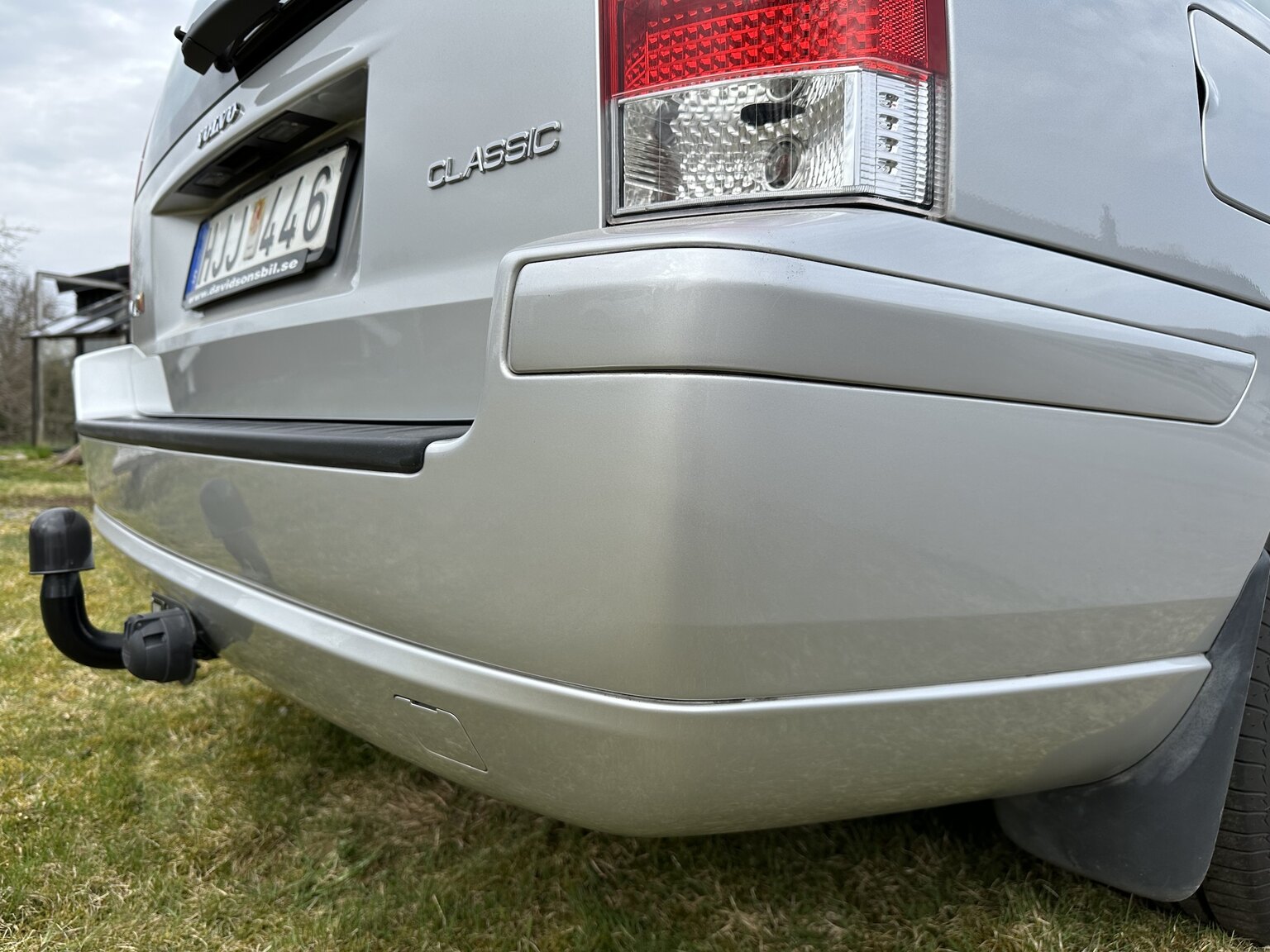 Exterior image of 2008 Volvo V70 Classic