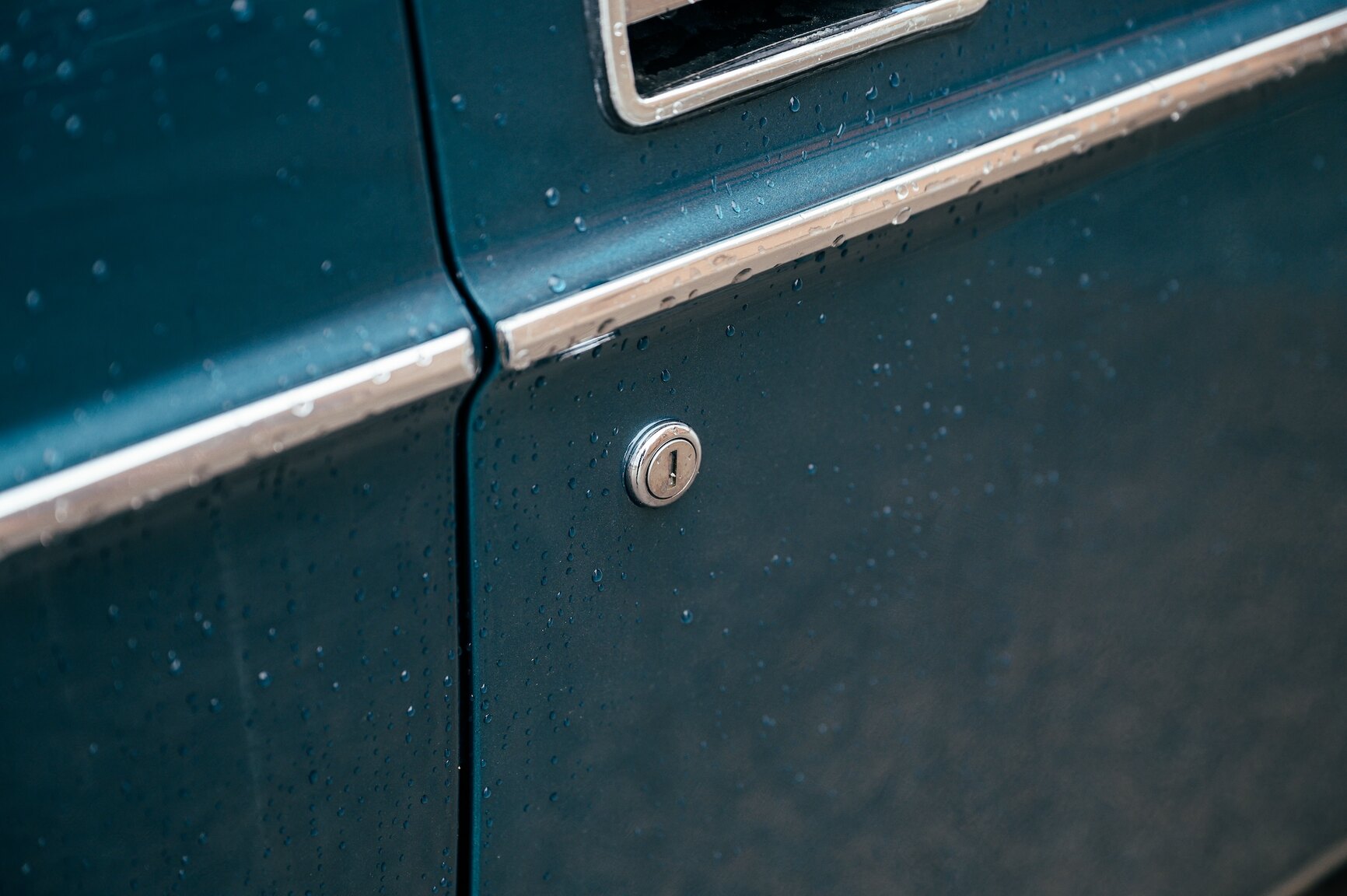 Exteriörbild på 1973 Volvo 164E 3.2