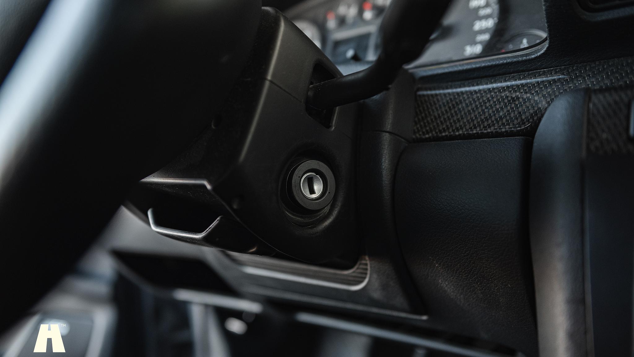 Interior image of 2001 Audi RS4 B5 (37)