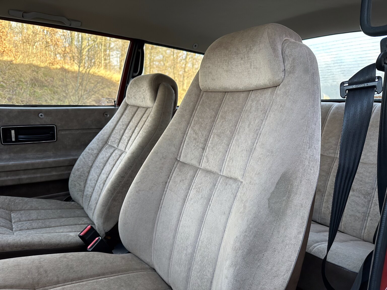 Interior image of 1984 Saab 900 GL