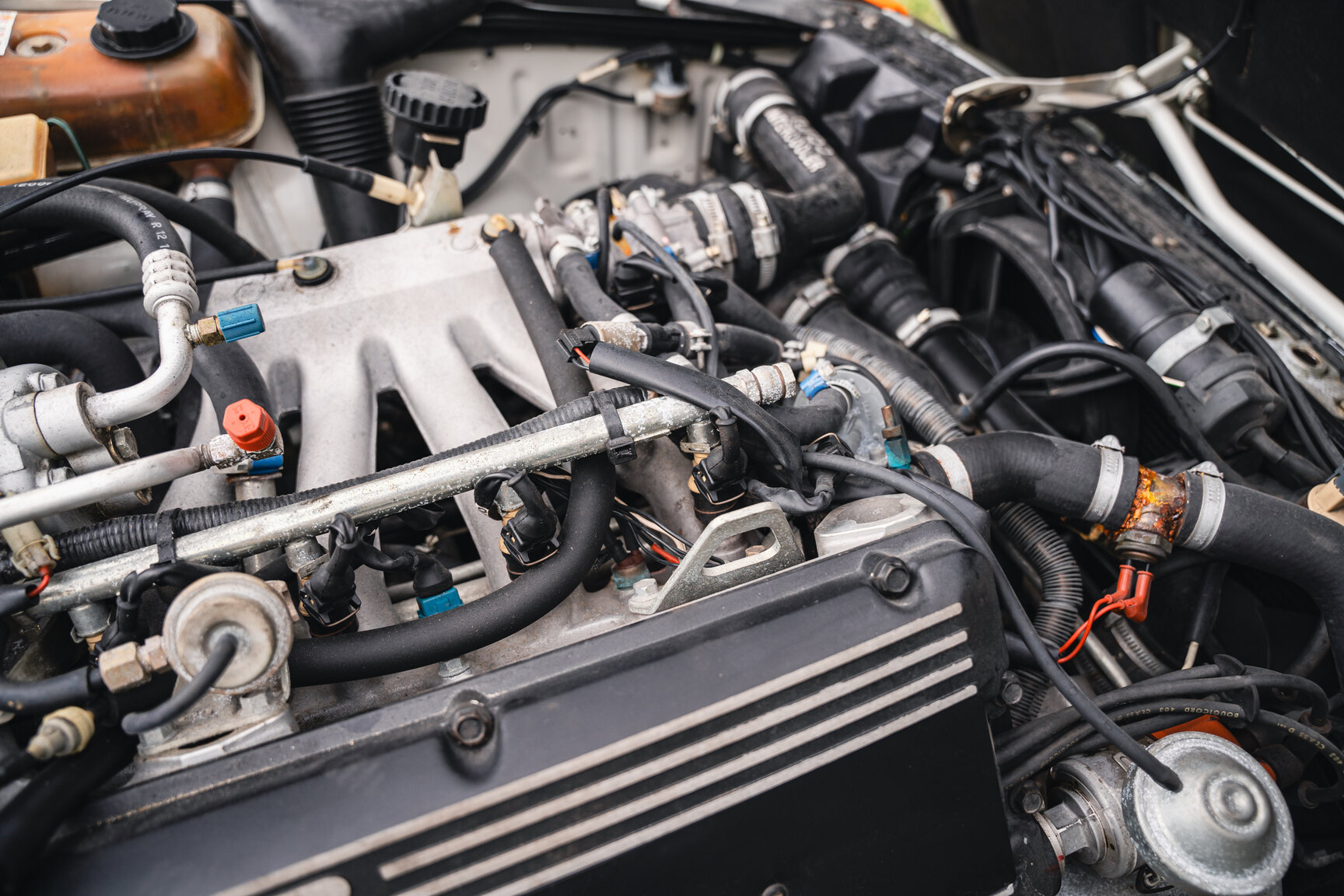 Image of 1987 Saab 900 Turbo Convertible mechanics