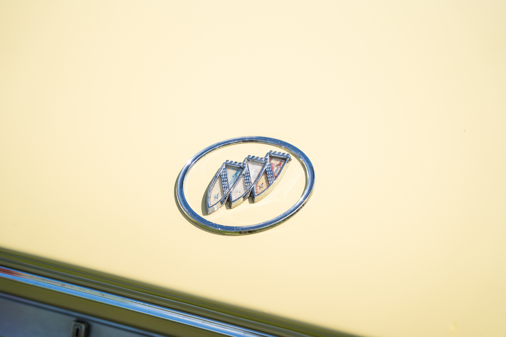 Exteriörbild på 1961 Buick Electra 225 cab (44)