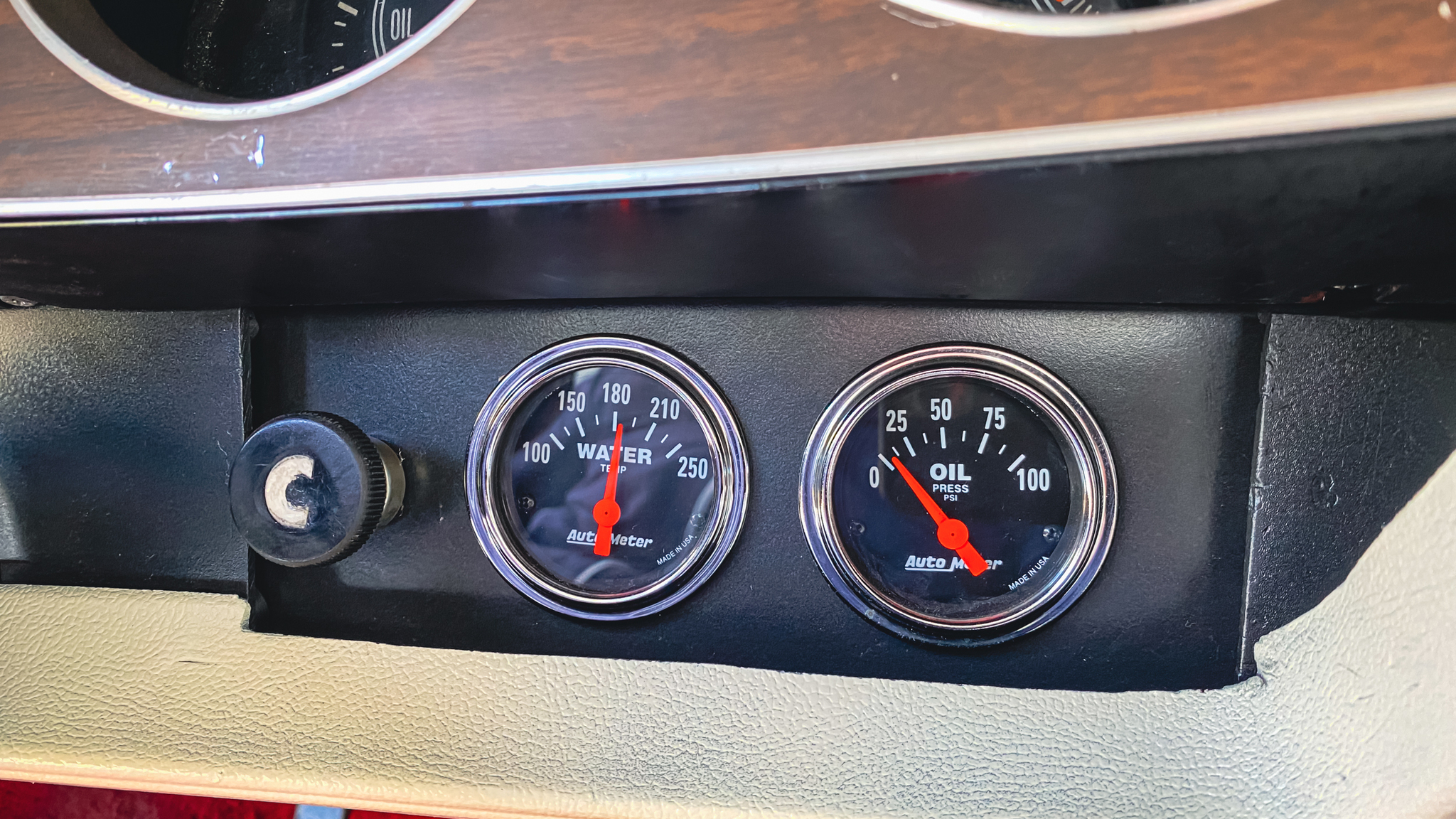 Interior image of 1974 Dodge Challenger 340