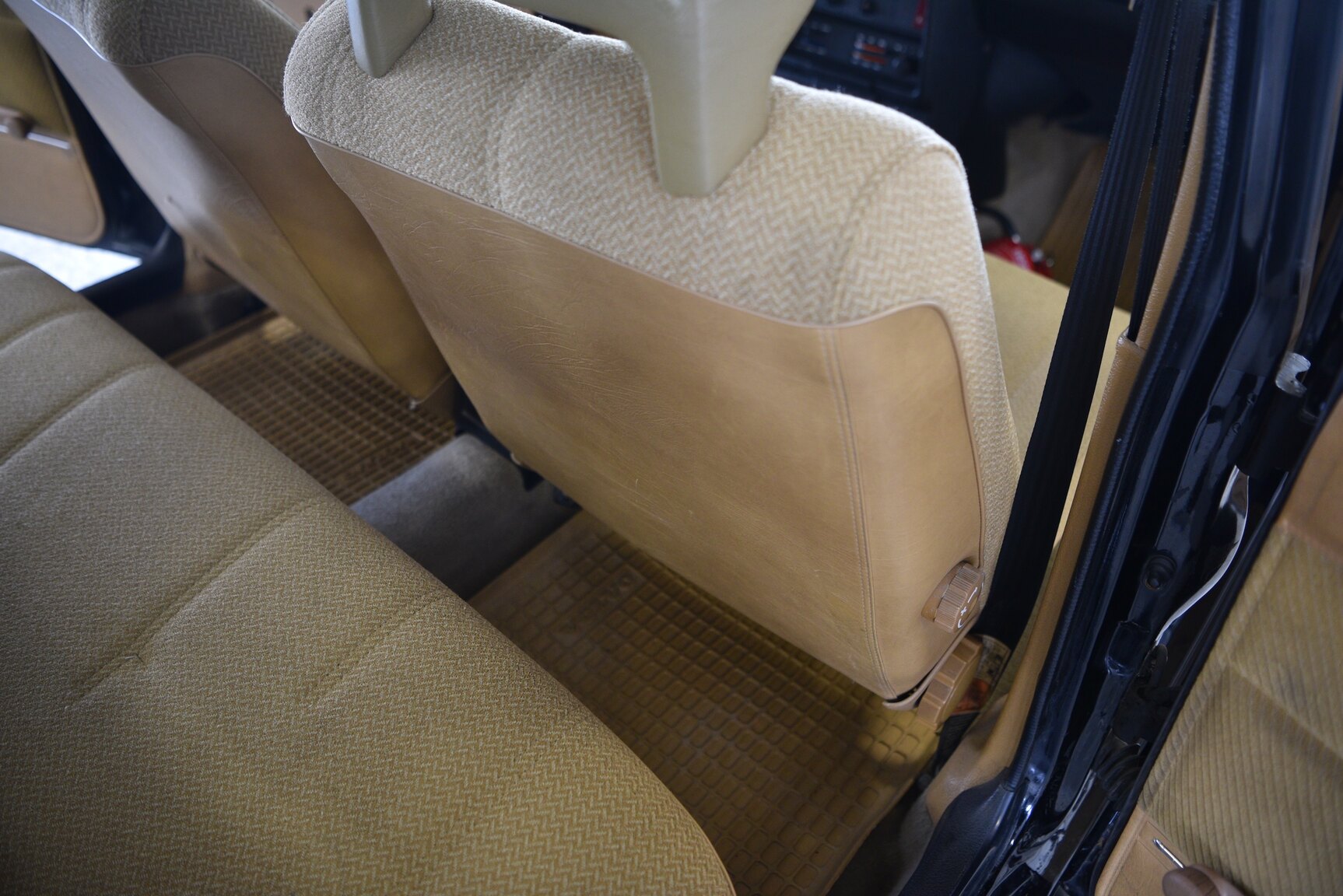 Interiörbild 1986 Volvo 240 DL (14)