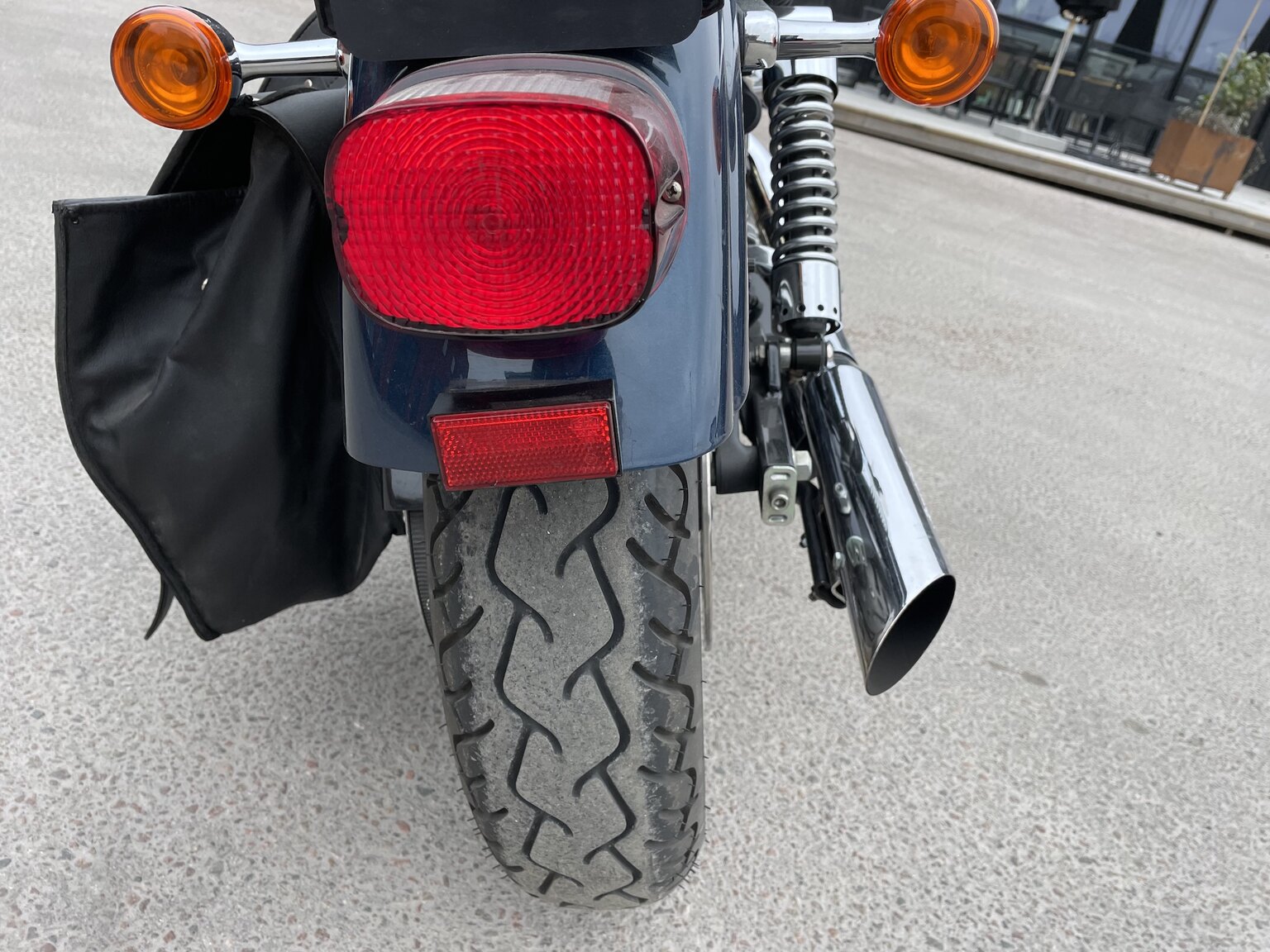 Exterior image of 2003 Harley-Davidson FXD Dyna Super Glide 1.4