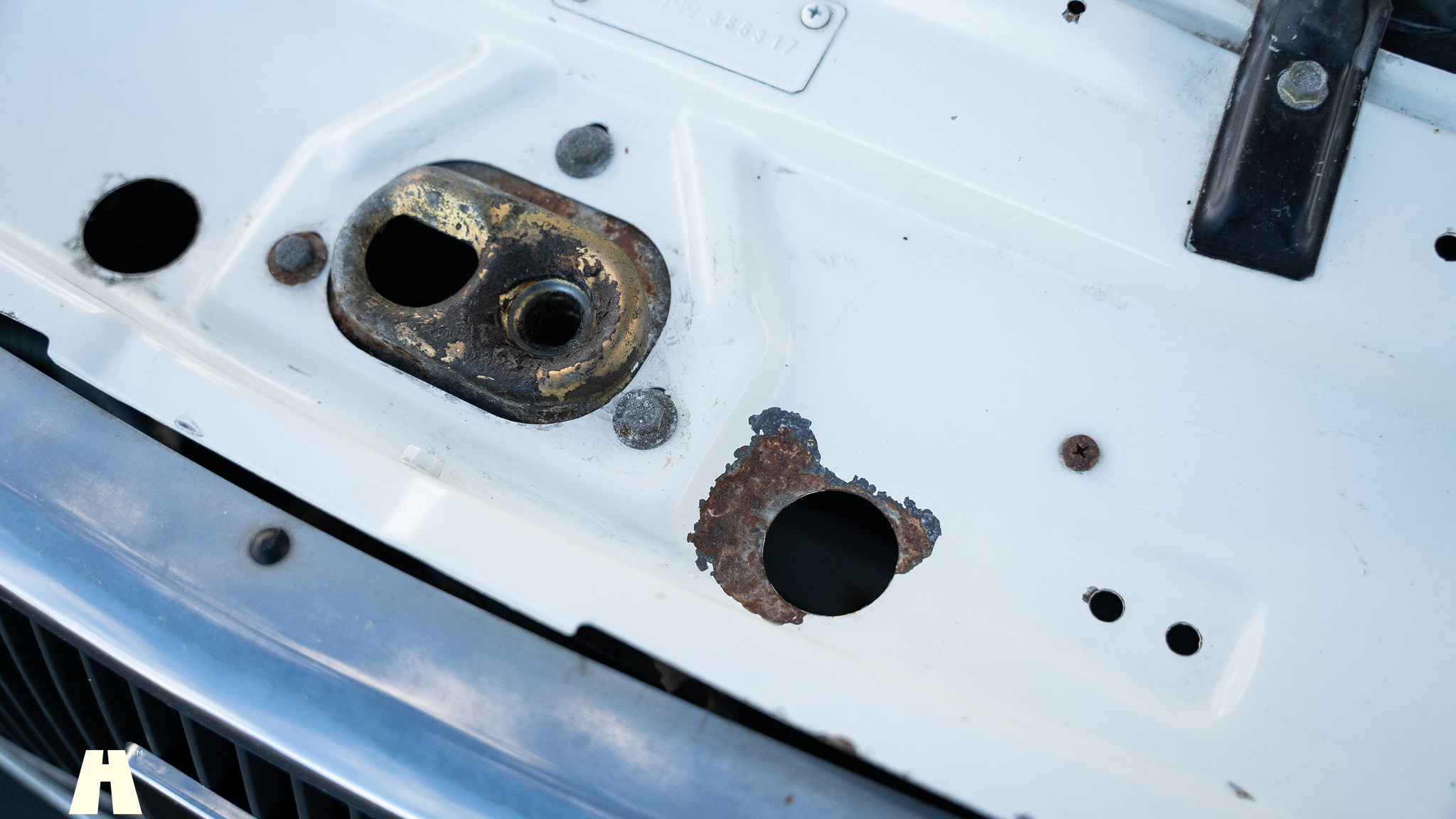 Image of 1988 Volvo 240 GL mechanics