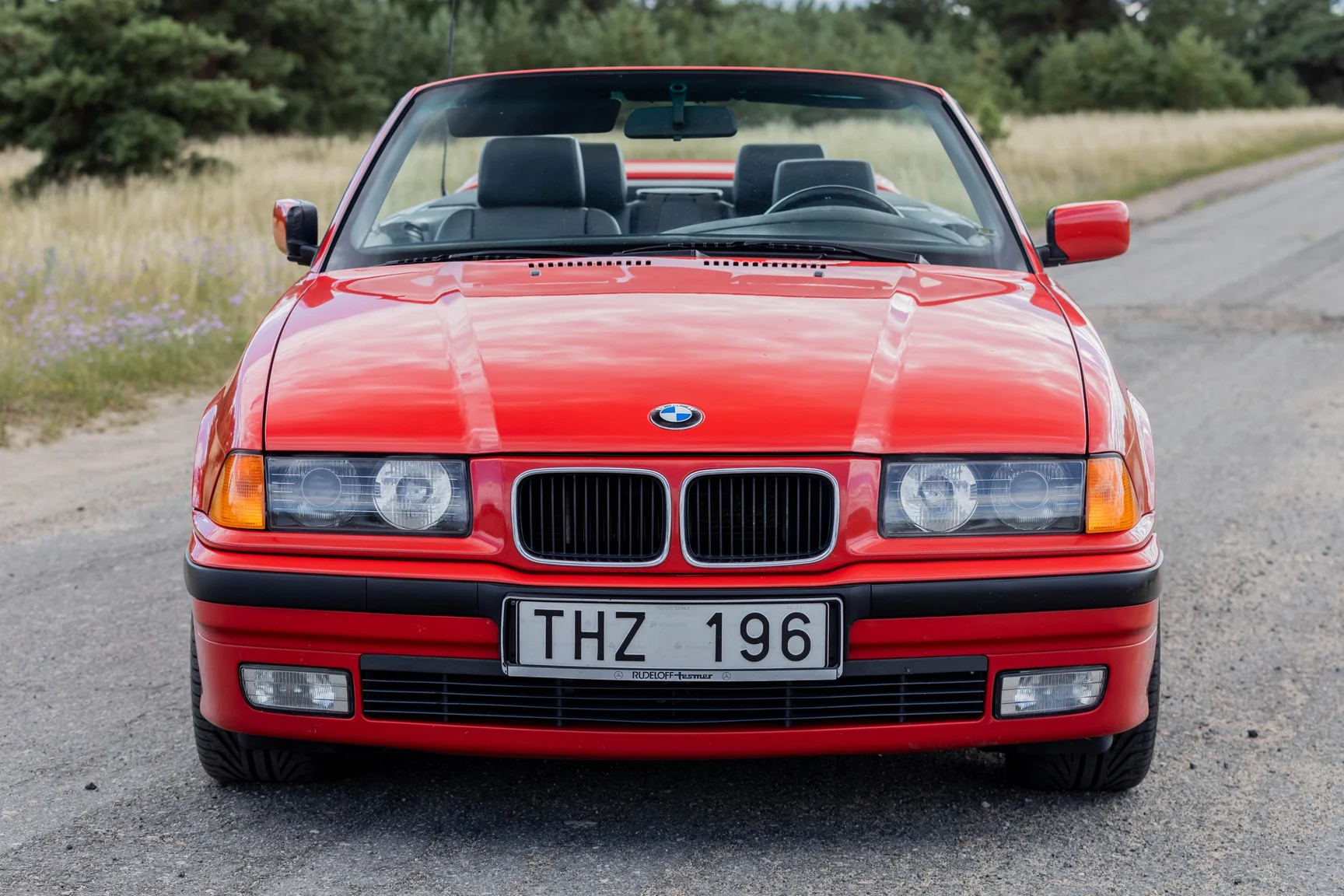 Aussenfoto 1994 BMW 325i Convertible (8)