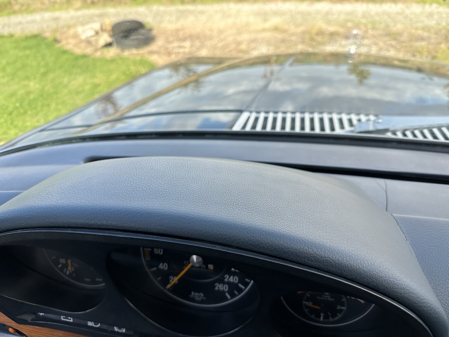 Interiörbild 1975 Mercedes-Benz 450 SEL 6.9 Bepansrad 