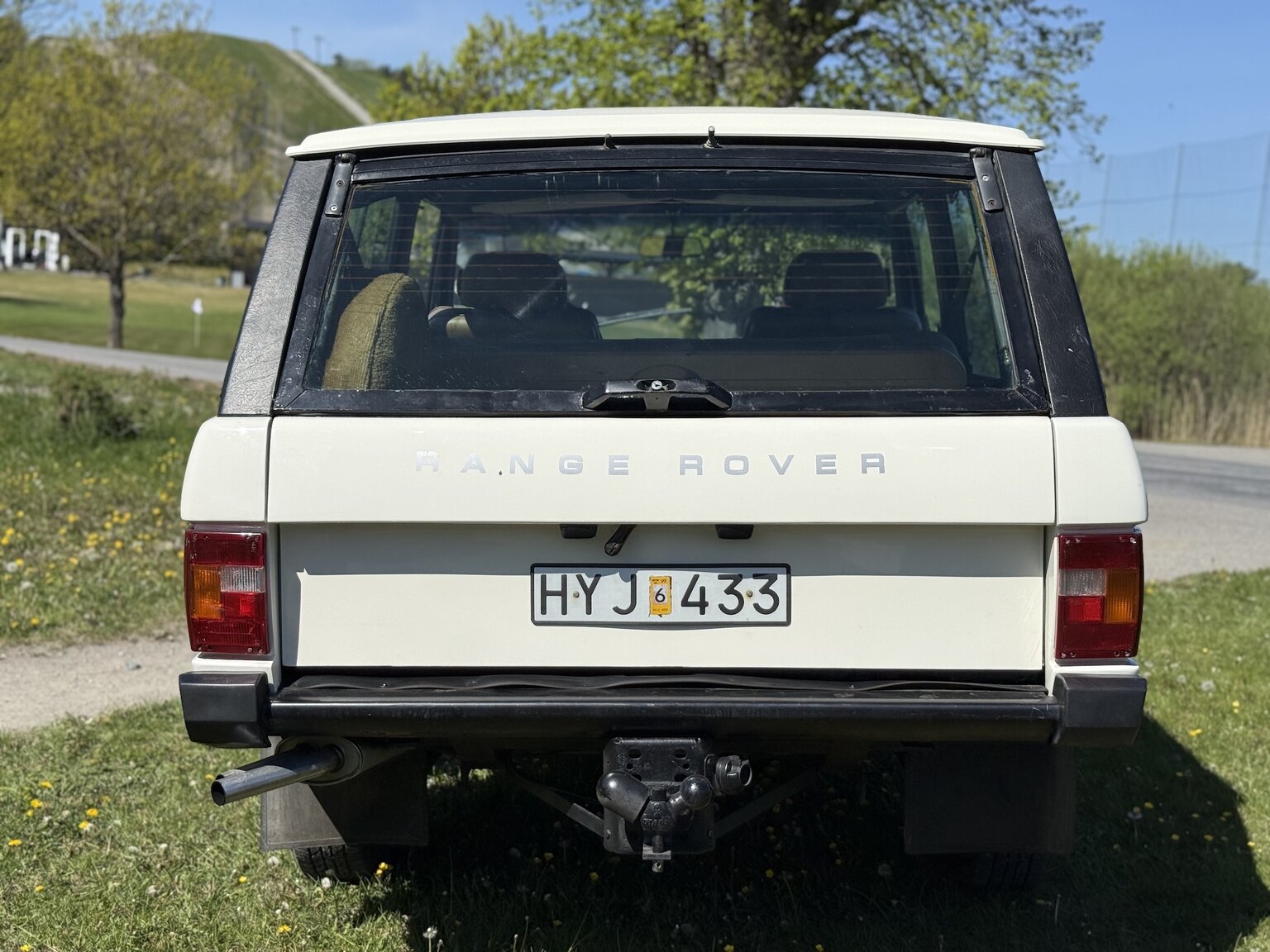 Exterior image of 1985 Land Rover Range Rover 3.5 V8