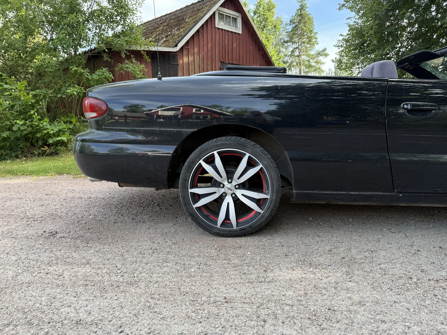 Exteriörbild på 1997 Chrysler Sebring Cabriolet (3)