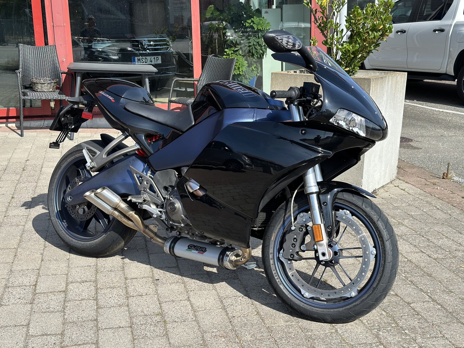 Exterior image of 2008 Buell 1125R