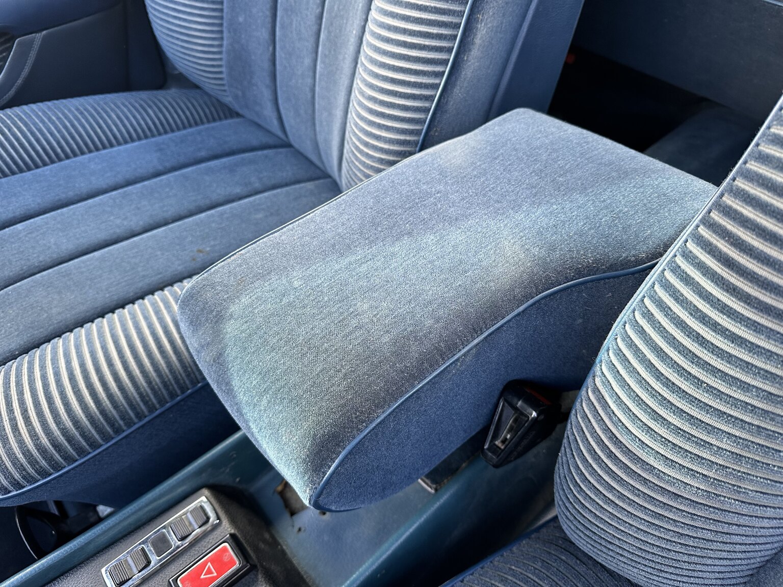 Interior image of 1975 Mercedes-Benz 450 SEL 6.9 Bepansrad 