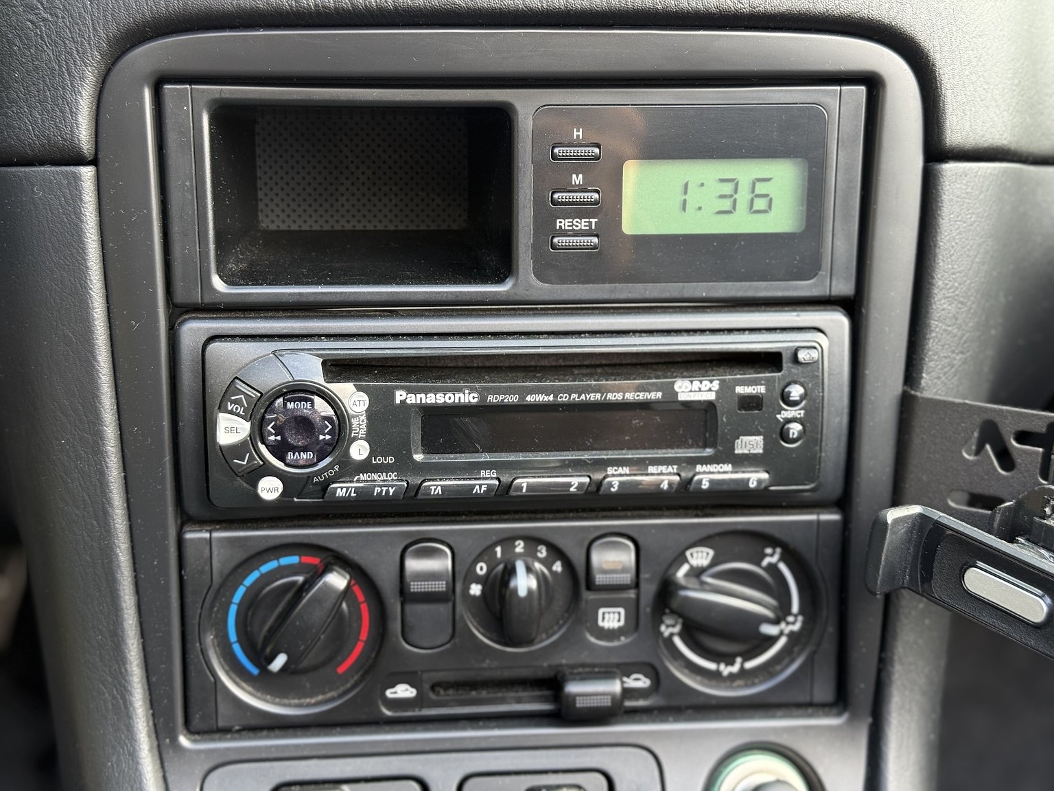 Interior image of 1999 Mazda MX-5