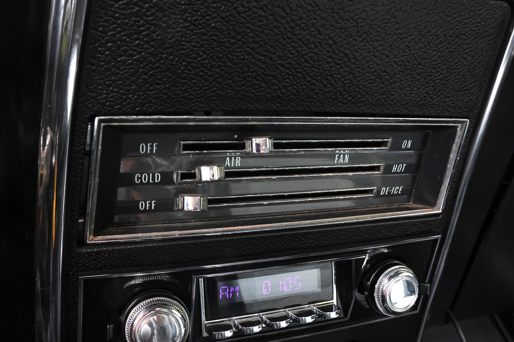 Interiörbild 1968 Chevrolet Camaro Pro Touring (32)