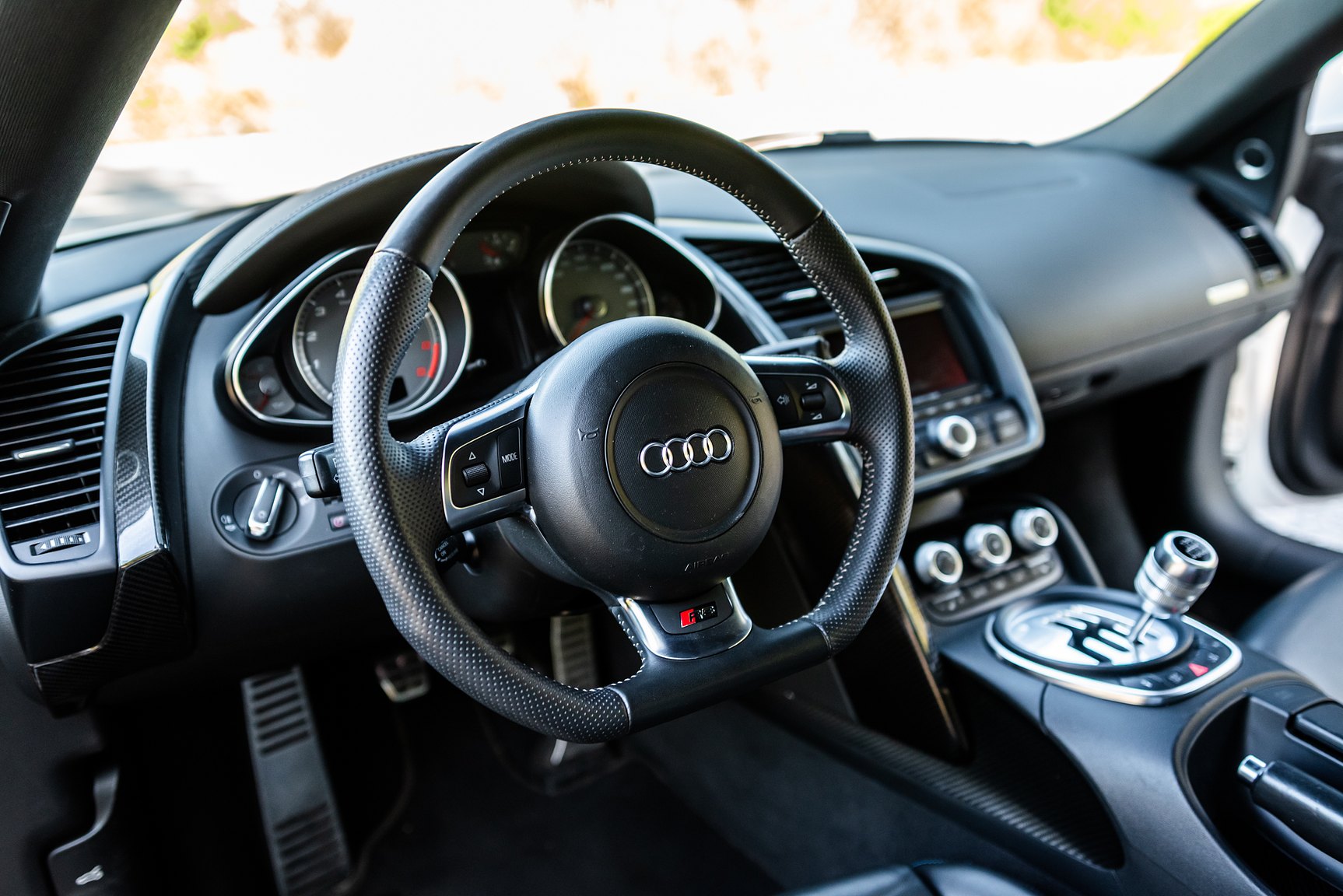 Interior image of 2008 Audi R8 4.2 V8 Turbo Manuell