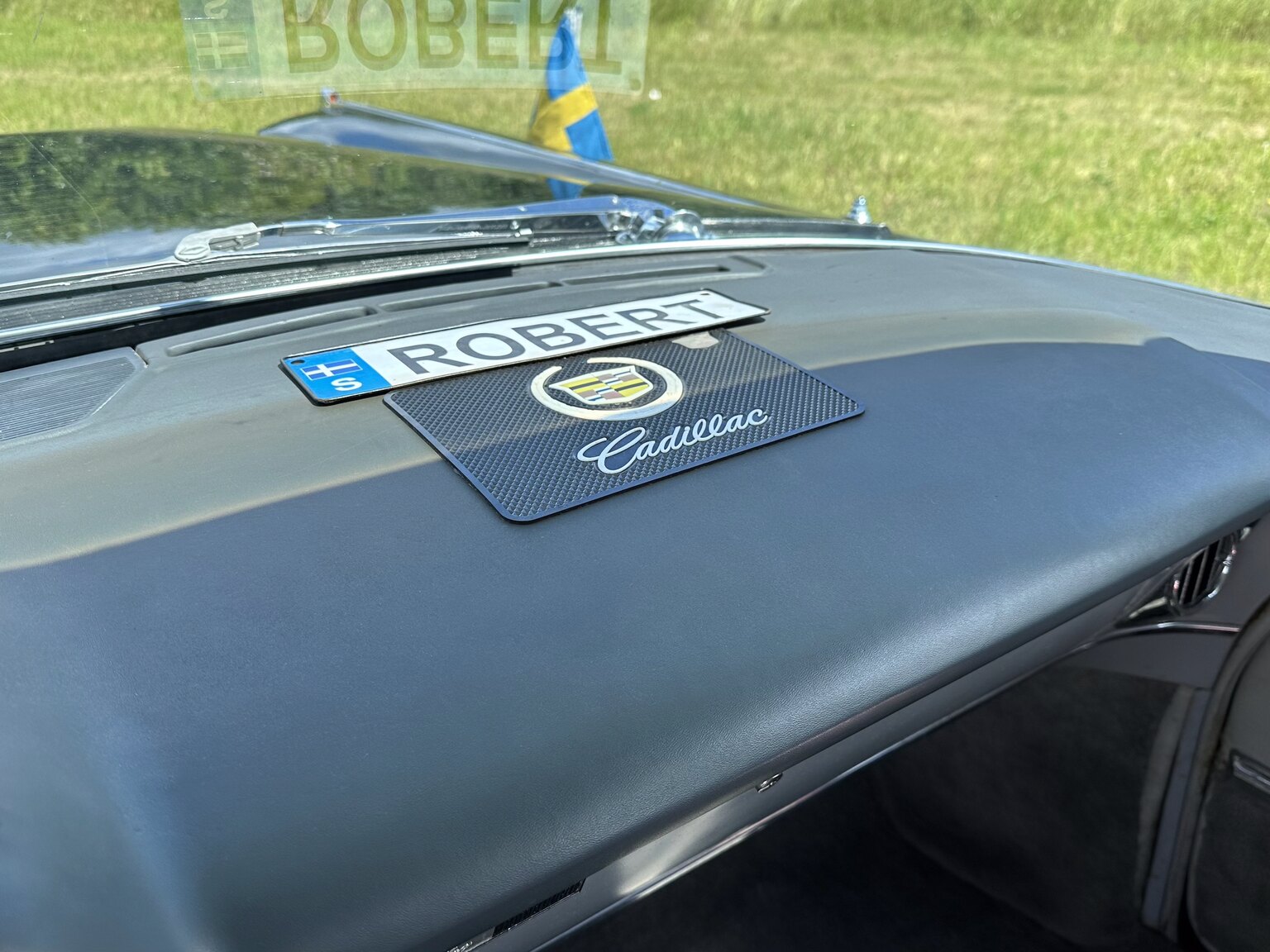 Interior image of 1964 Cadillac Fleetwood Seventy-Five Limousine (13)