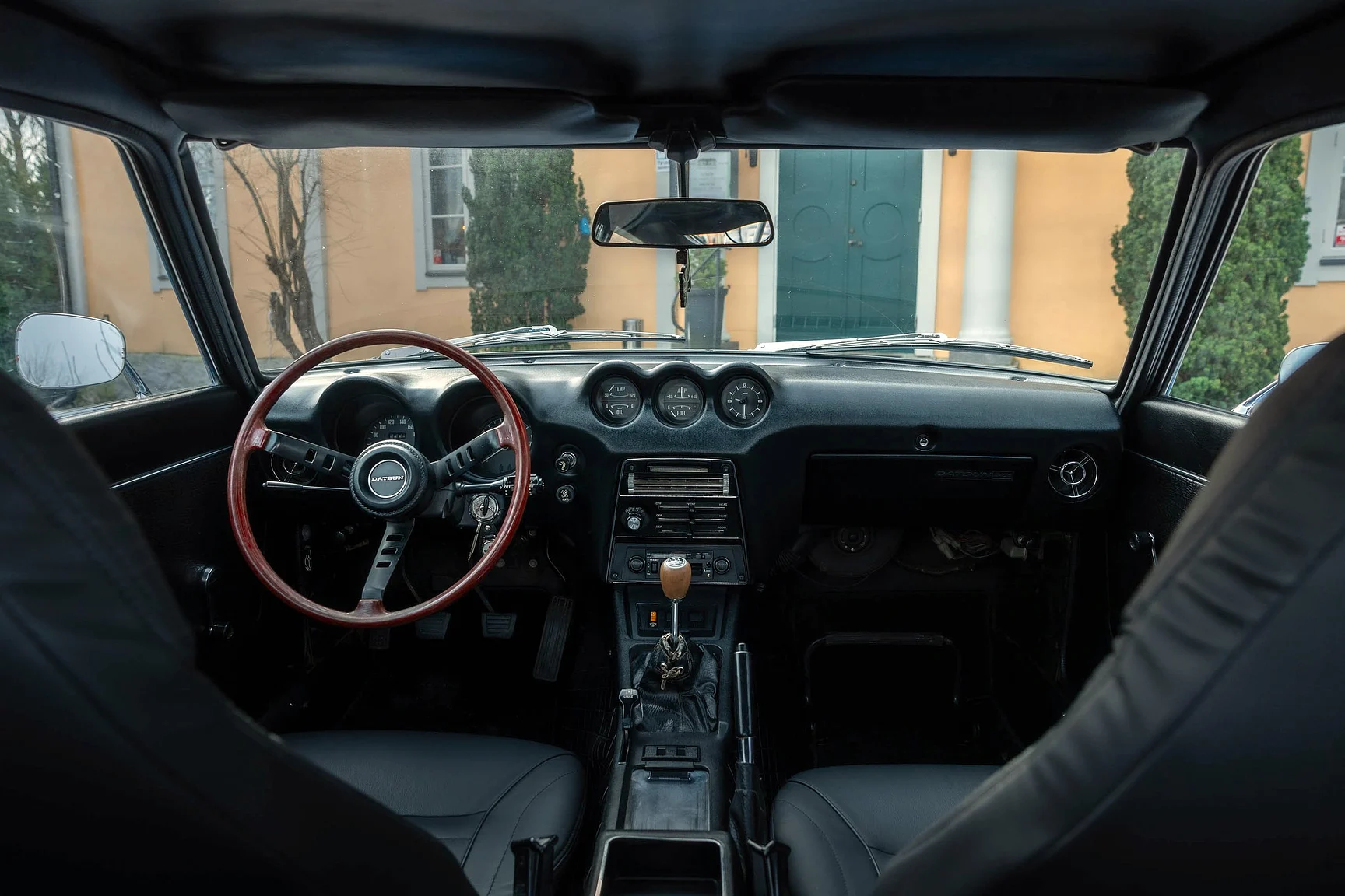 Innenraumfoto von 1973 Datsun 240Z Euro Spec (34)