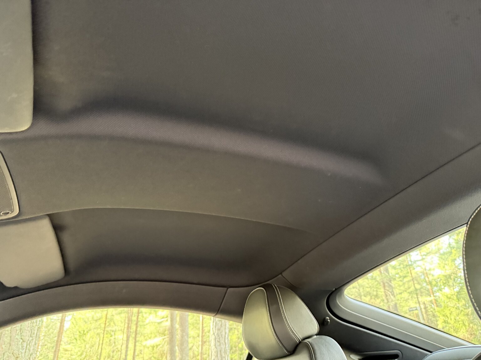 Interior image of 2011 Audi TT RS Coupé