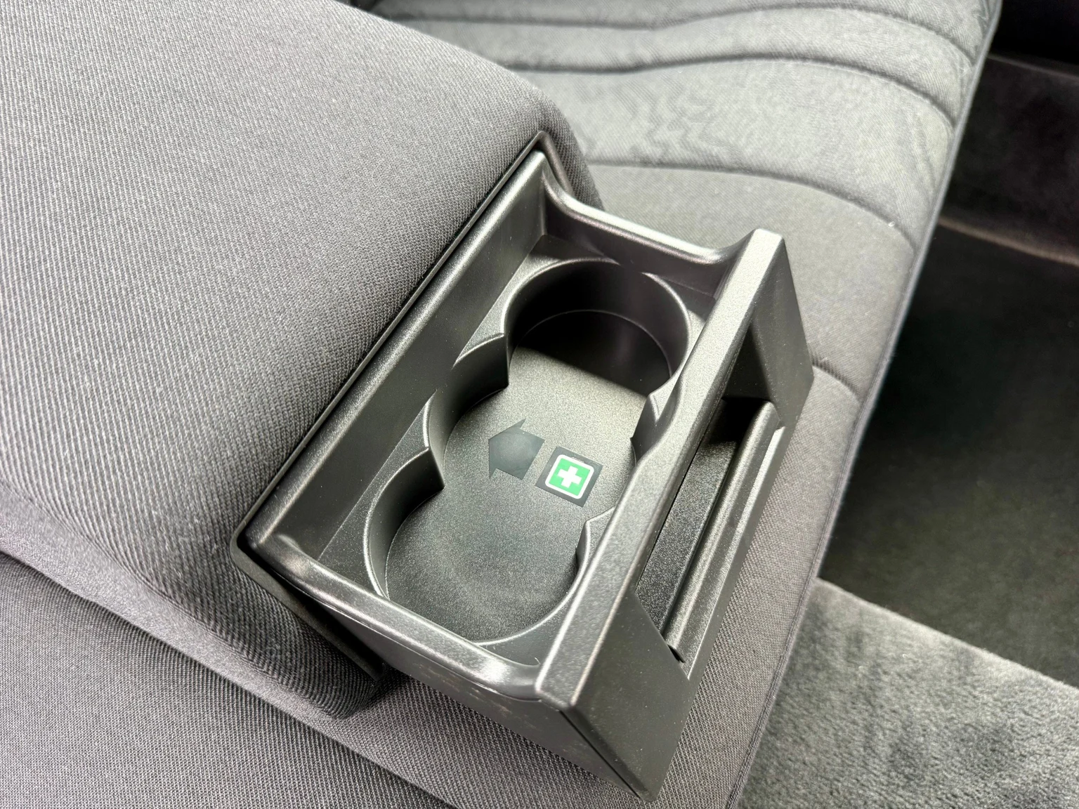 Interior image of 1997 Mercedes-Benz E 290 TD (56)