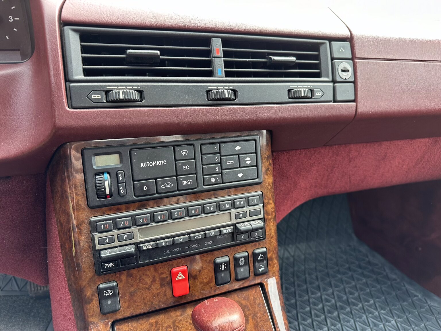 Interiörbild 1992 Mercedes-Benz SL 500