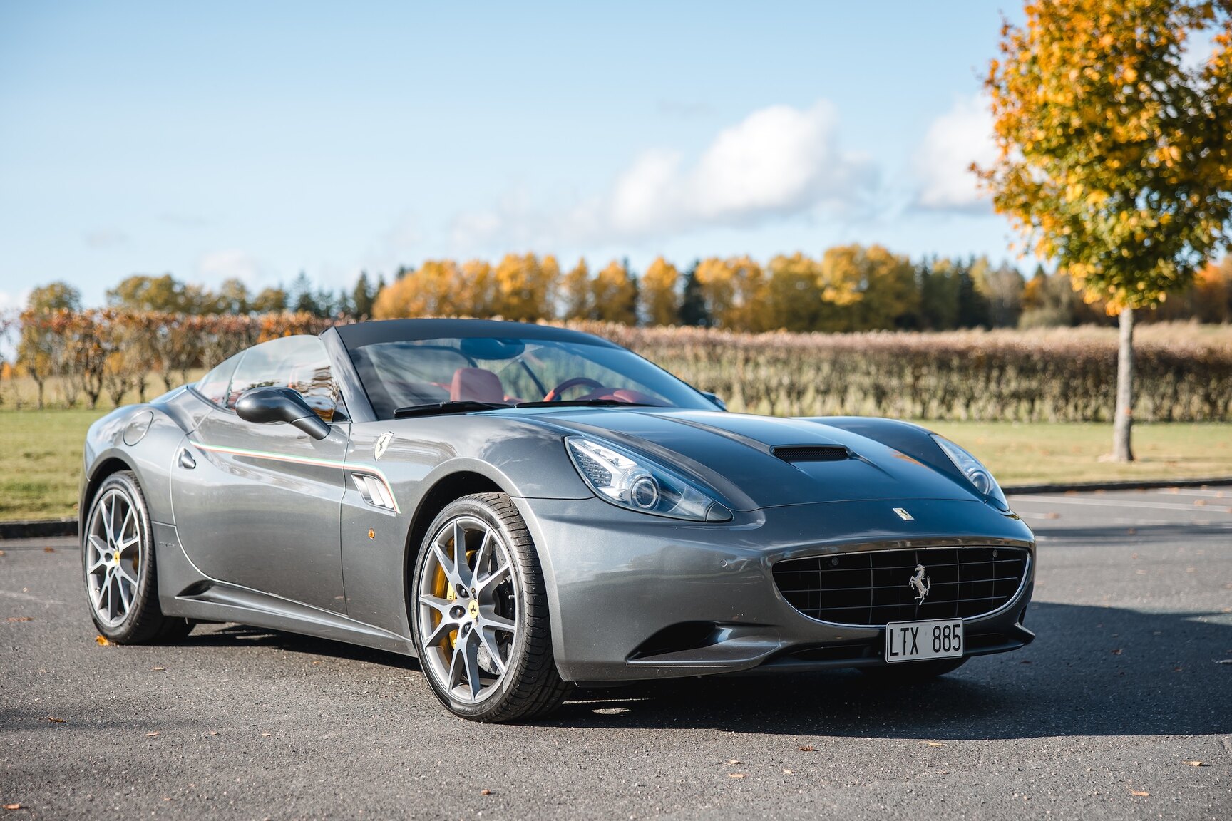 Exterior image of 2011 Ferrari California 