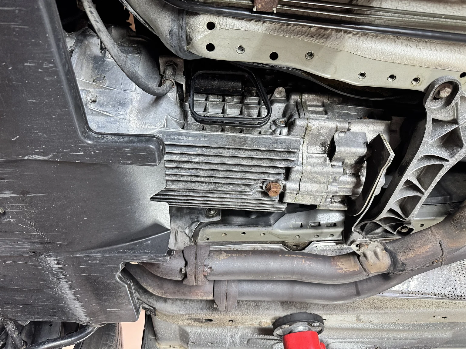 1993 BMW E34 M5 Touring  (58), Mekanik