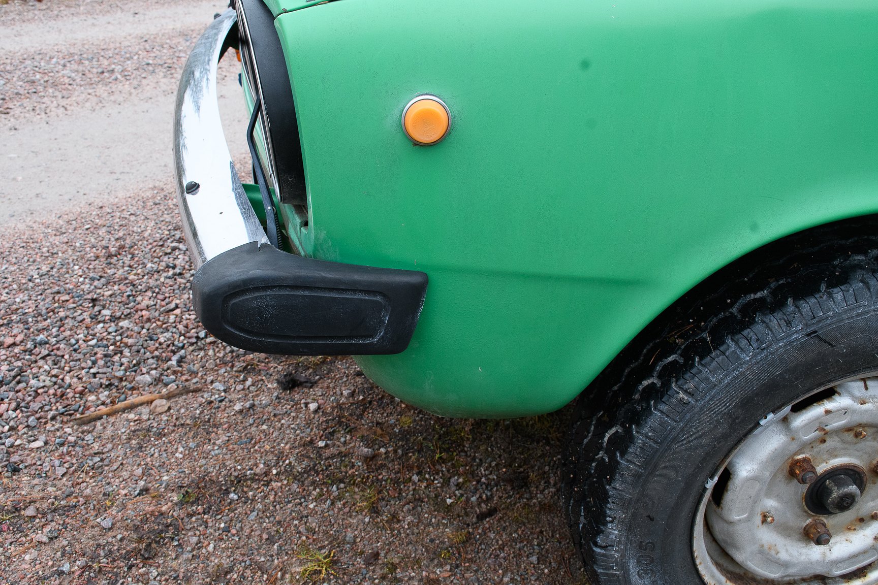 Exteriörbild på 1974 DAF 6633 - NO RESERVE