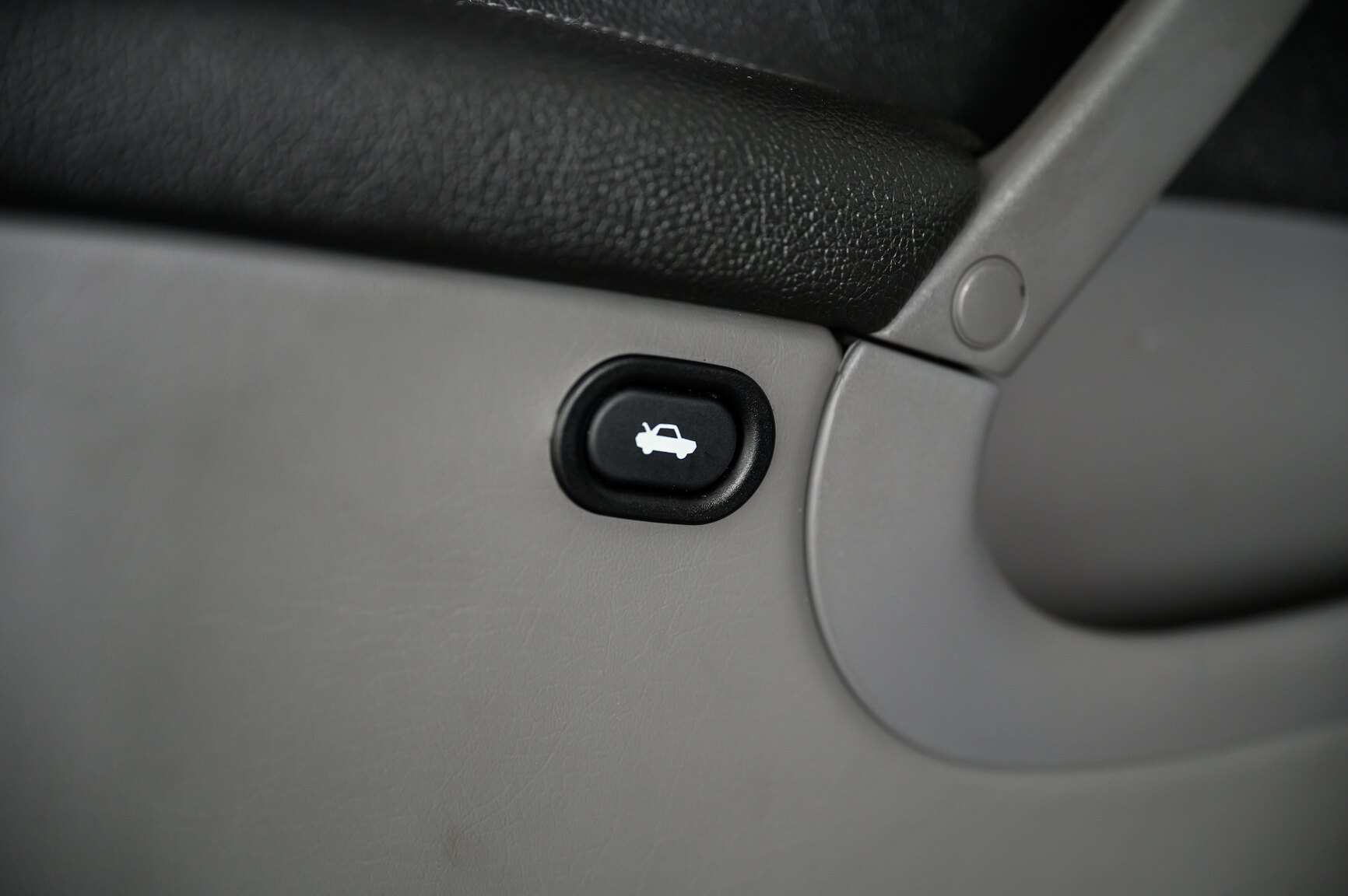 Interiörbild 2005 SAAB 9-5 Aero (2)