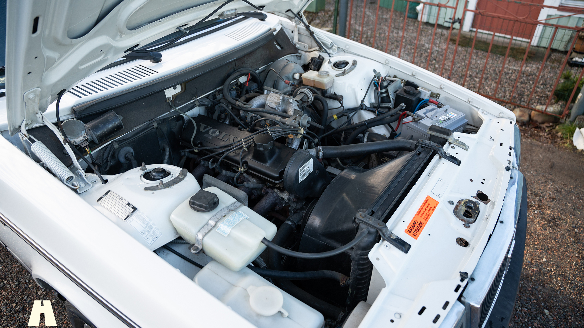 Image of 1988 Volvo 240 GL mechanics