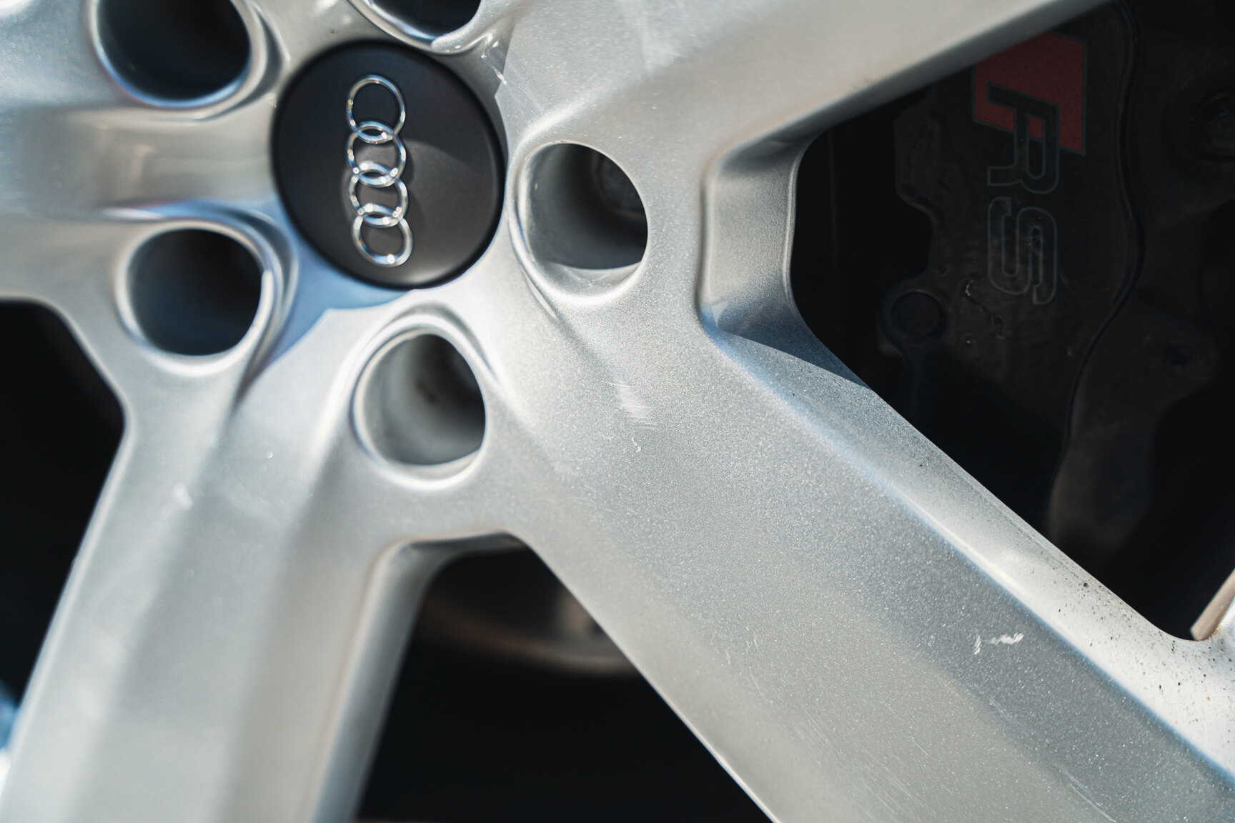 Exterior image of 2003  Audi RS6 C5