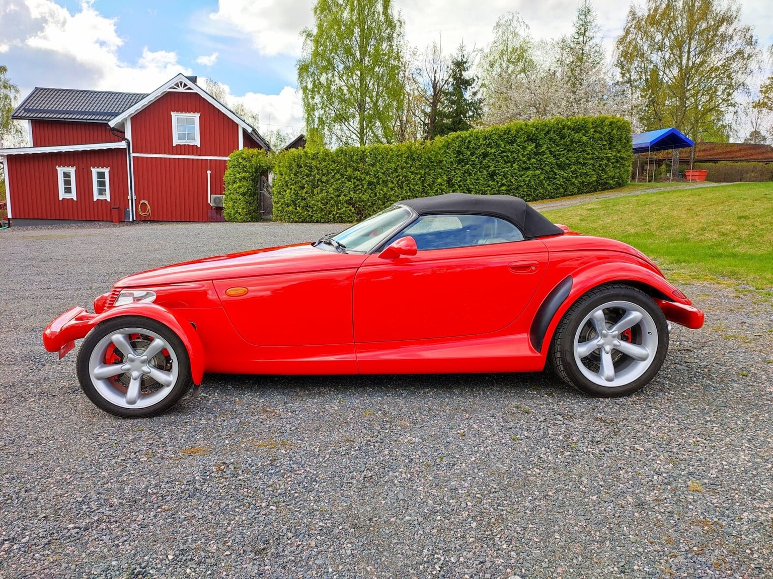 Exteriörbild på 1999 Plymouth Prowler