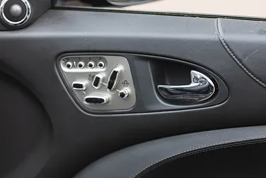 #<Image:0x00007f7ab9db9760>