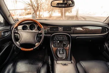 #<Image:0x00007f1cbe8ced80>