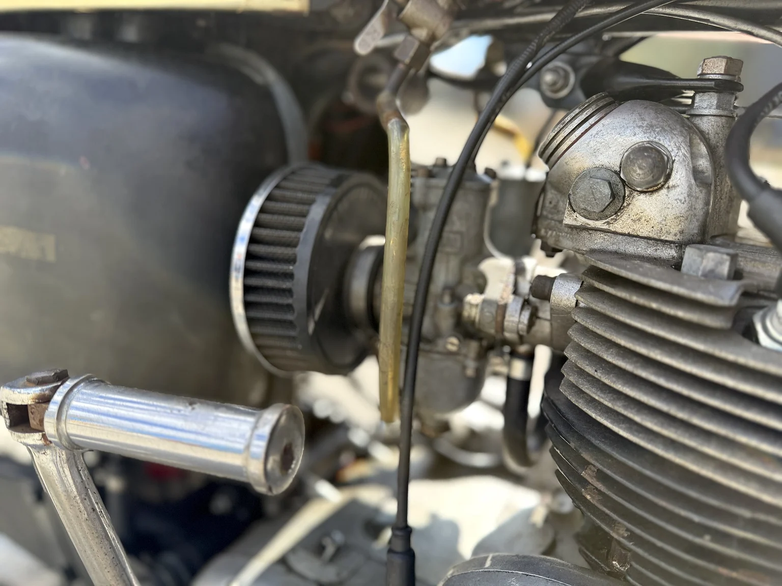 Image of 1971 Triumph Daytona 500 mechanics (3)