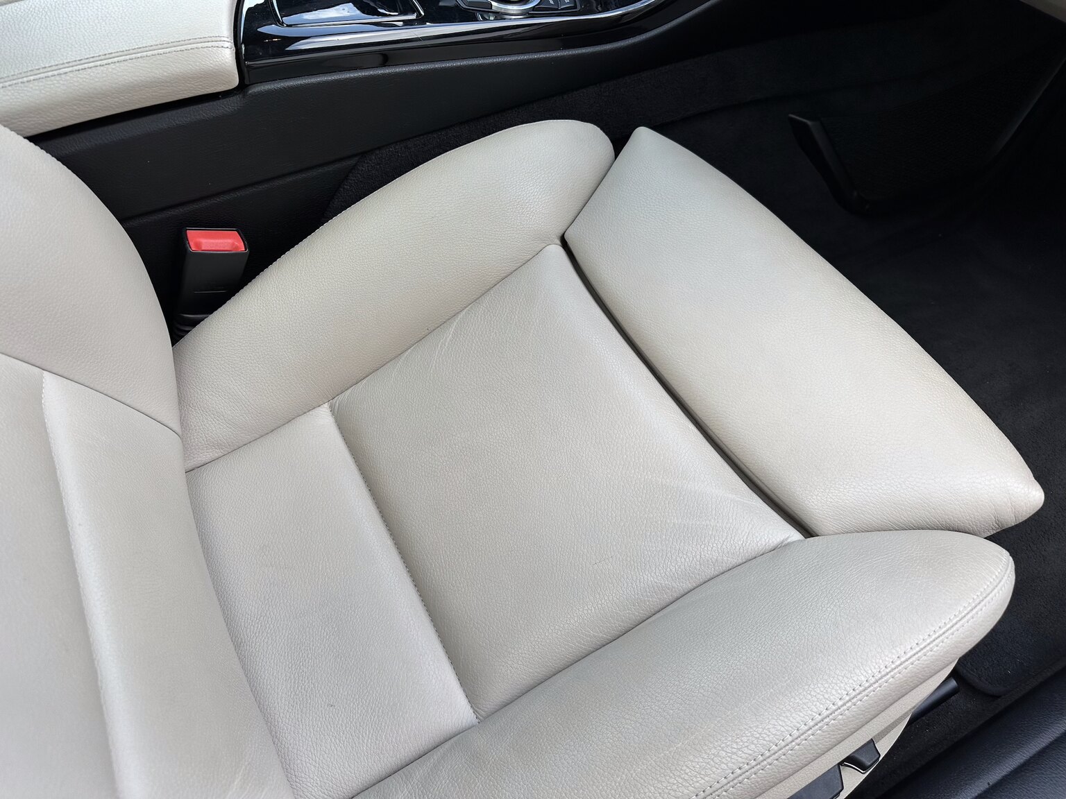 Interiörbild 2011 ALPINA B5 Bi-Turbo Touring Switch-Tronic