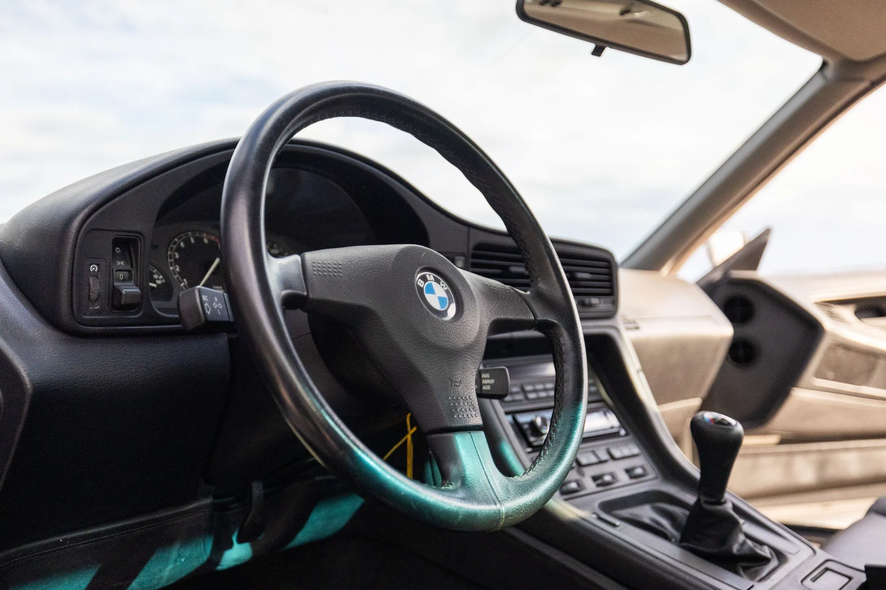 Innenraumfoto von 1991 BMW 850i (13)
