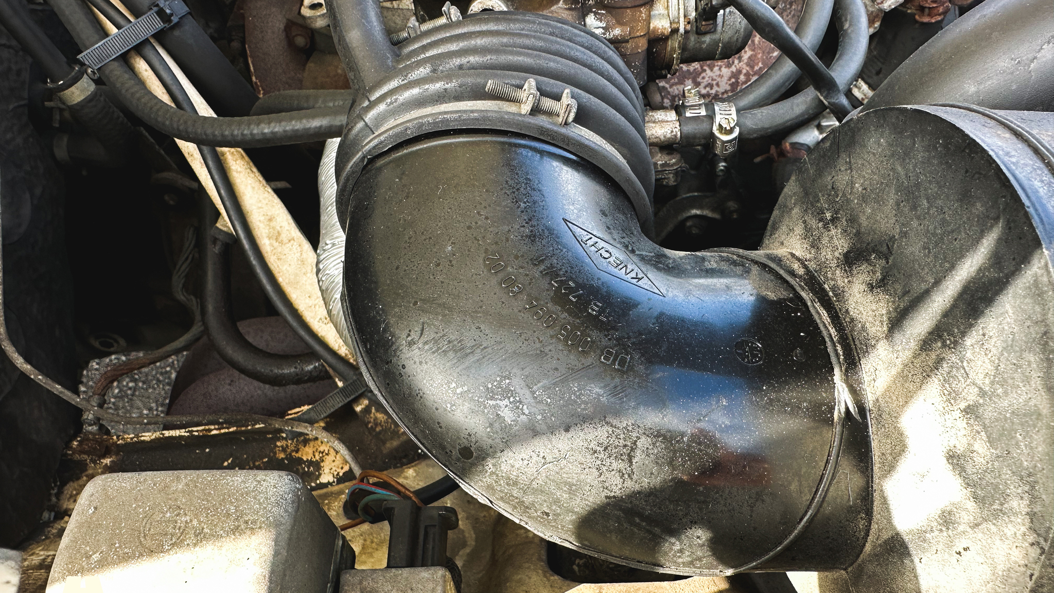 Image of 1972 Mercedes-Benz 200 mechanics