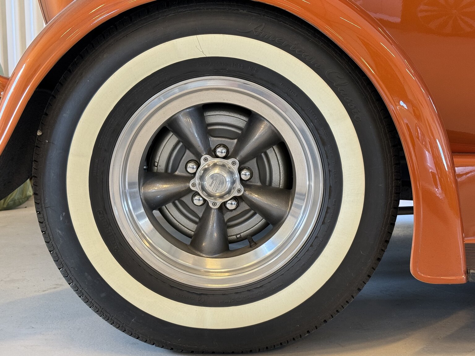 Aussenfoto 2012 Hot Rod T
